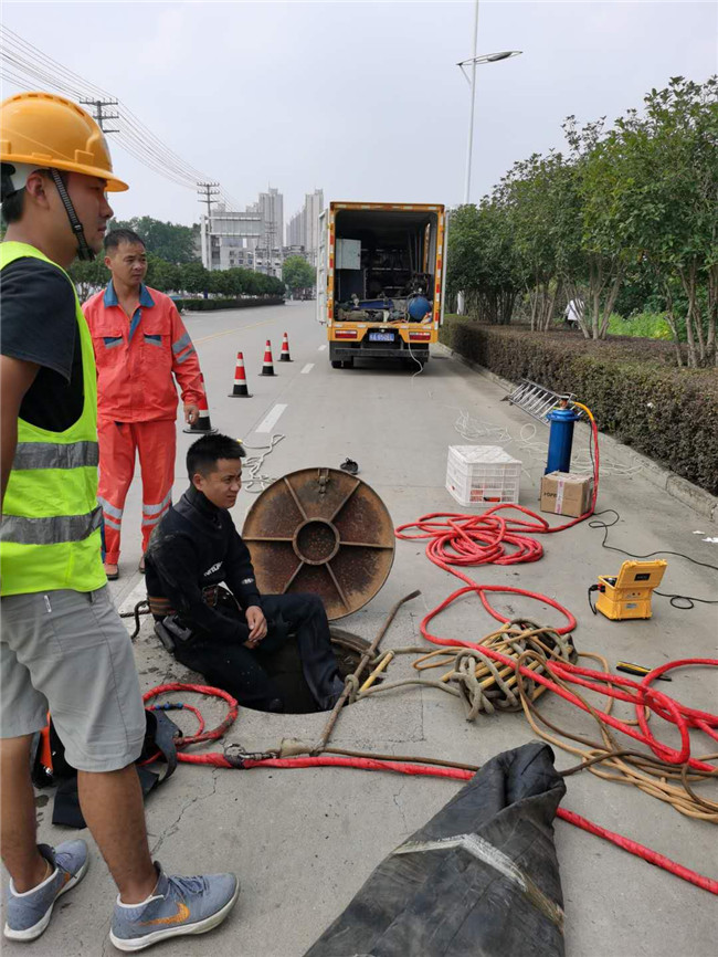 龙江镇翻衬法管道修复技术主要工序