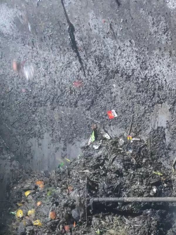 龙江镇污水池清理